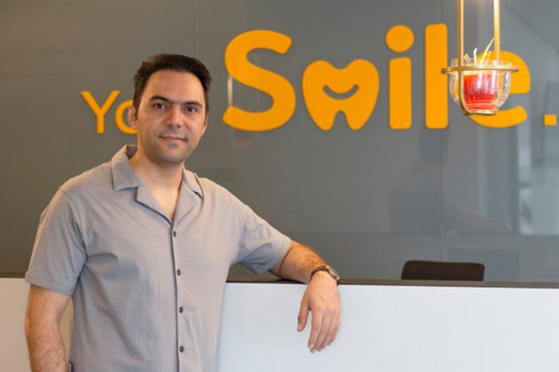 دکتر-عزیز-گشاده‌رو-