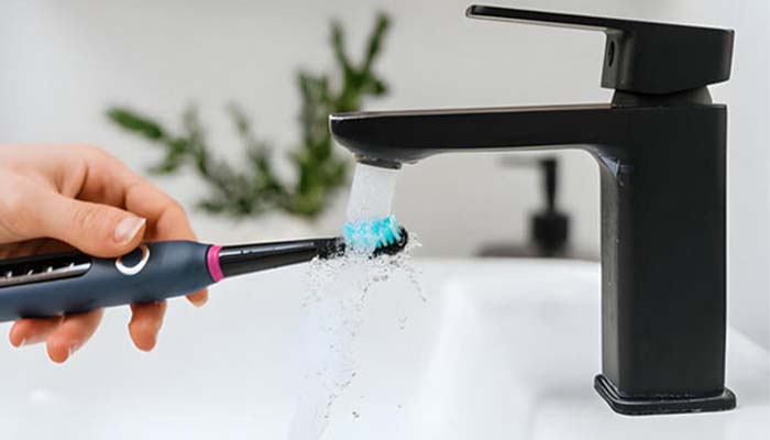 روشهای نگهداری و افزایش عمر مسواک برقی